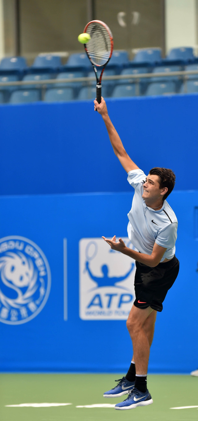 系显得较为 系显得较为