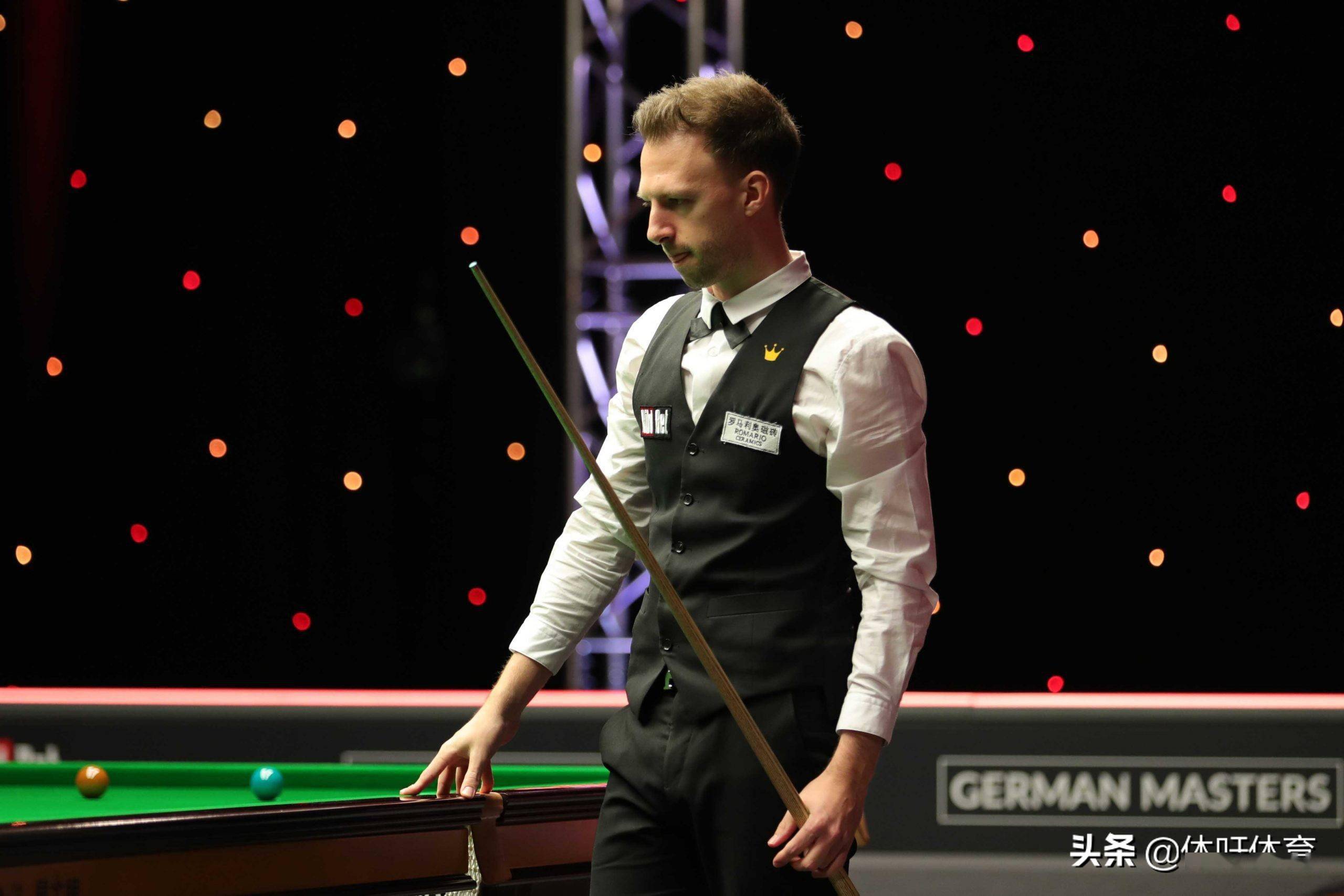 但在赛场上 但在赛场上