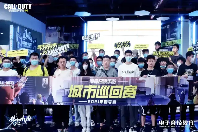 那样具有动 那样具有动